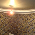 Потолок из ГКЛ со вставкой натяжного безшовного потолка